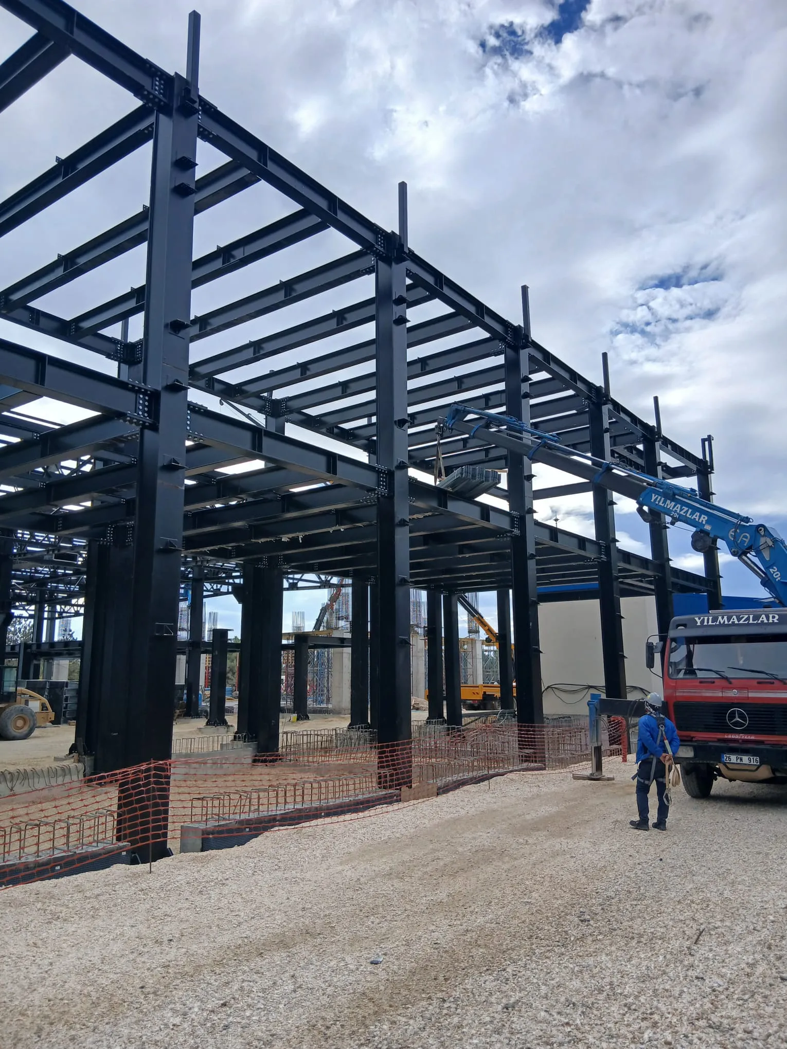 TEİ TUSAŞ B1200 YENİ İMALAT BİNASI