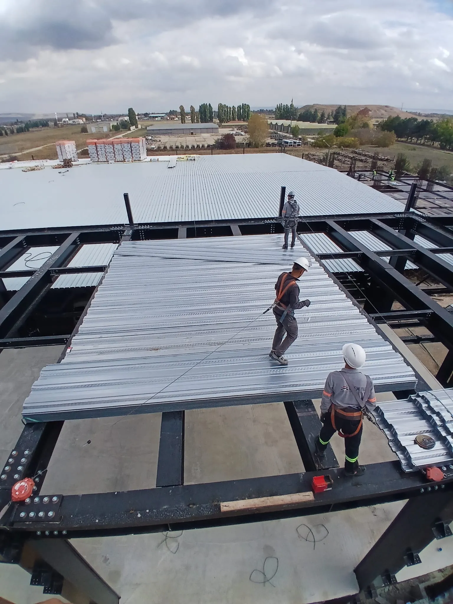 TEİ TUSAŞ B1200 YENİ İMALAT BİNASI