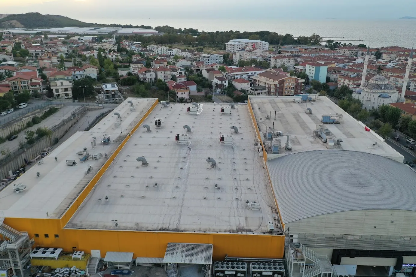 EMKO GALERİ İŞ MERKEZİ ÇATI VE CEPHE KAPLAMA İŞLERİ