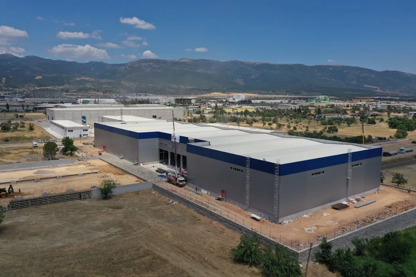 REYSAŞ KEMALPAŞA DEPO ÇATI CEPHE KAPLAMA İŞLERİ